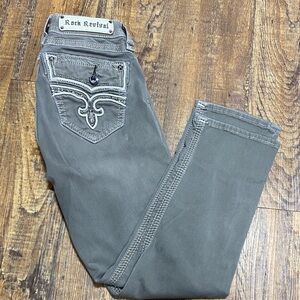 Rock‎ Revival Calli size 27 mid rise curvy crop Charcoal Women's Jeans stretch